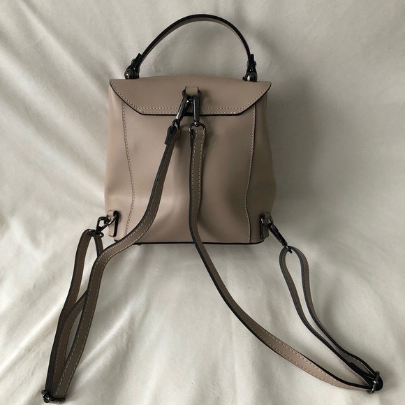 LUANA FERRACUTI Tan Leather Backpack Two Way Purse Italy NWOT - Picture 5 of 8